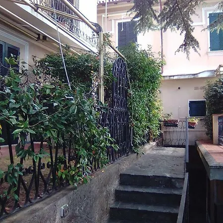 Lorenzo Apartament Levanto
